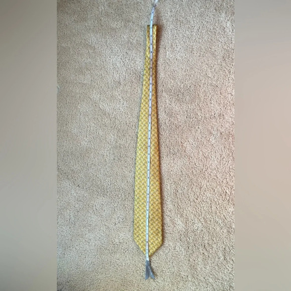 J.S. Black & Co. Men's Yellow 100% Silk Tie - Geometric - EUC - Picture 5 of 5